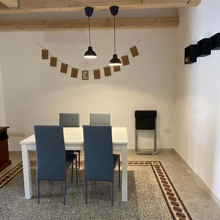 דירות סירקוזה Casaluna מראה חיצוני תמונה