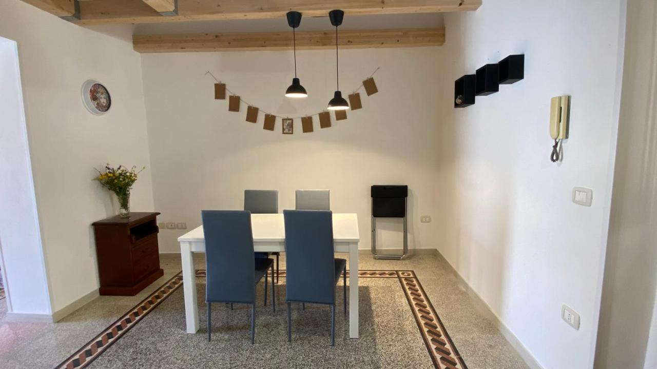 דירות סירקוזה Casaluna מראה חיצוני תמונה